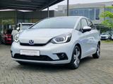 Honda Jazz Hybrid Executive 1.5 Automatik|Allwetter - Honda Jazz Gebrauchtwagen in Düsseldorf