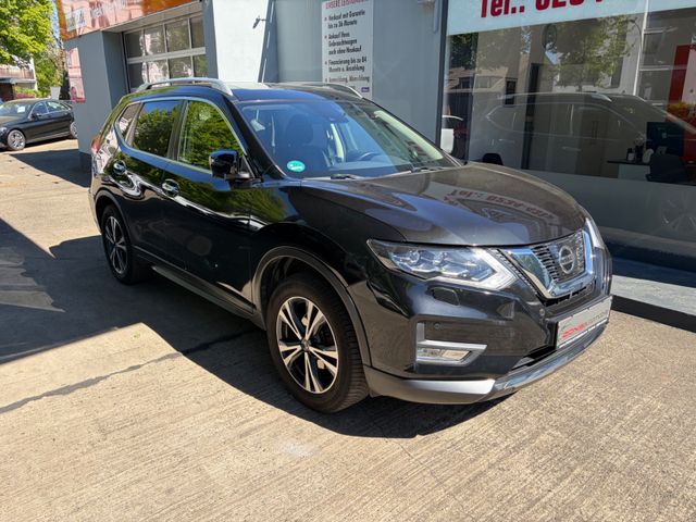 Fahrzeugabbildung Nissan X-Trail+AHK+Panorama+Navi+Kamera+PDC+SHZ+