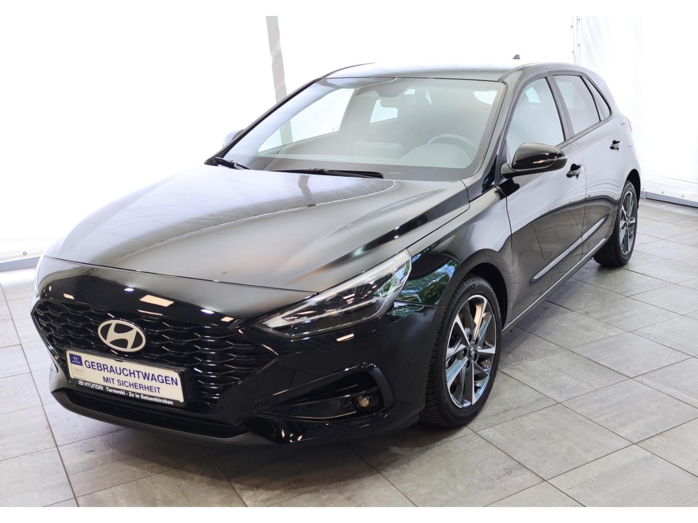 Hyundai i30 Automatik Navi KlimaAT. Kamera PDC v. h. All