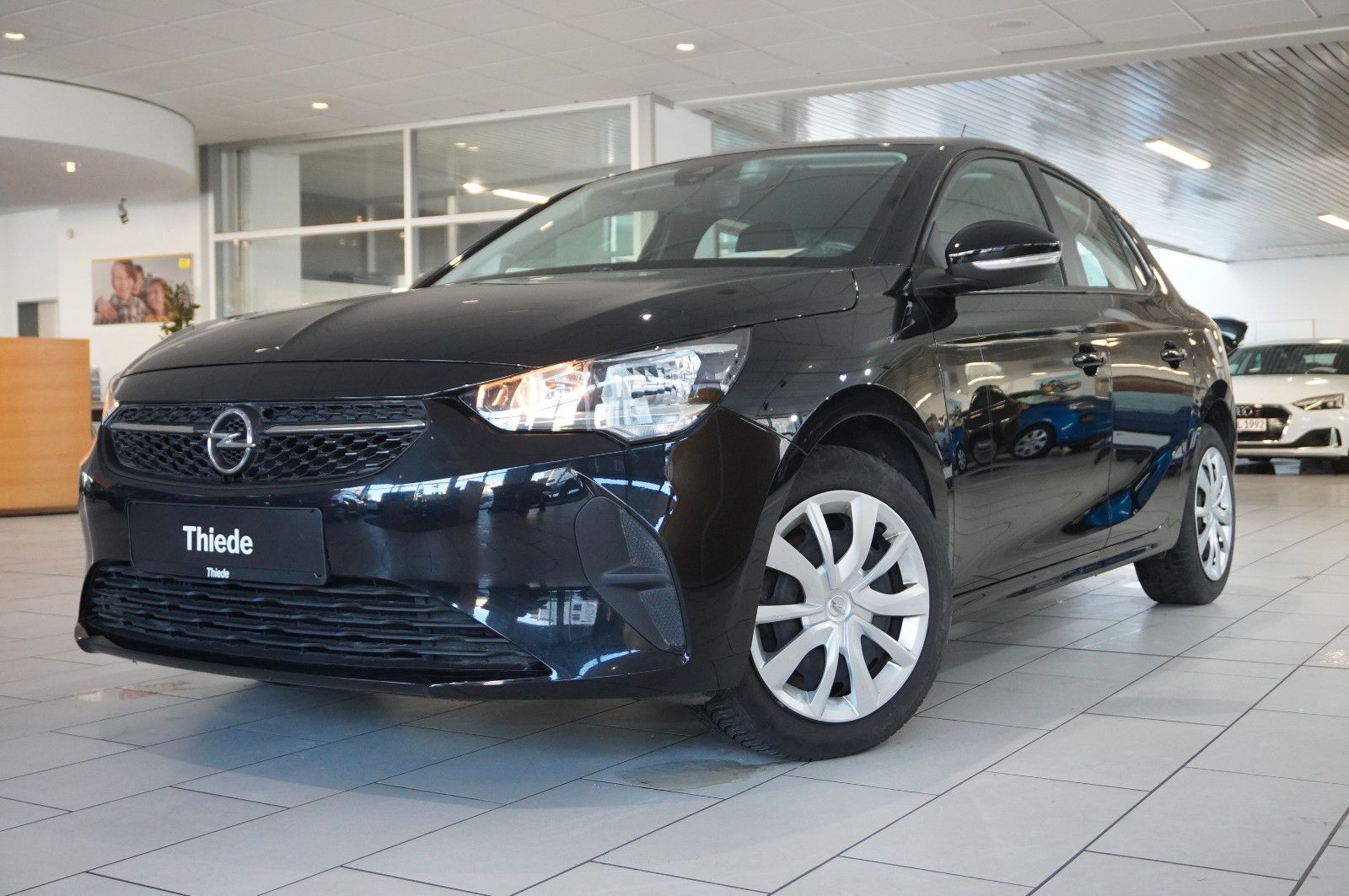 Fahrzeugabbildung Opel Corsa F 1.2 EDITION NAVI/SHZ/SPORT/PDC/TEMP./DAB