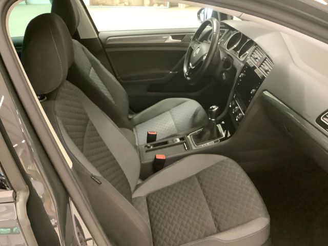 Golf Join 1,0 TSI 63 kW   Navi, Climatronic, SHZ