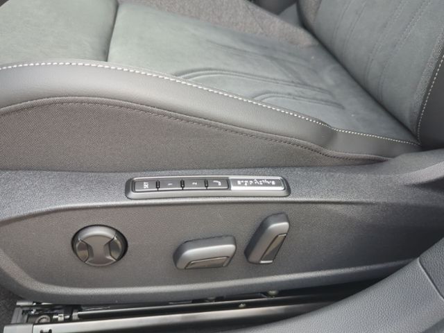 Fahrzeugabbildung Volkswagen Golf Variant Style 2,0 l TDI SCR 110 kW (150 PS)