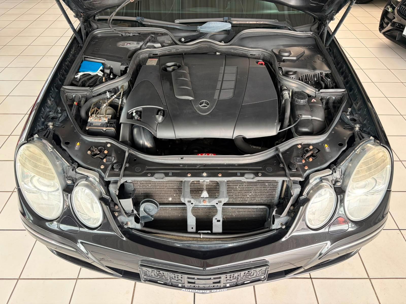 Mercedes-Benz E 220 T CDI Navigation Harman-Kardon Xenon PTS