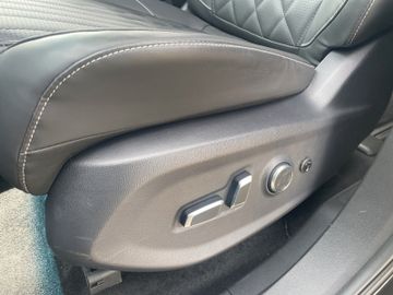 Maxus Mifa 9 Luxury *2xPDC*360*ACC*BLIS*WÄPU*LED*SHZ*