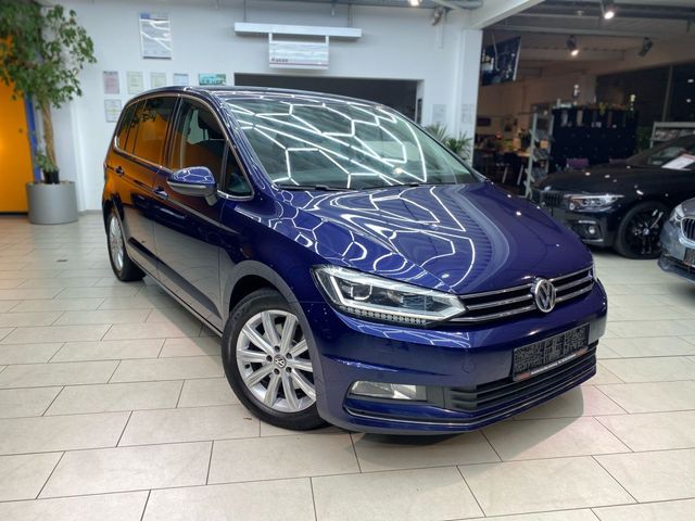 Volkswagen Touran 2.0 TDI Highline Navi Tempo Lederlenkr. S