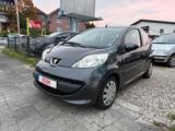 Peugeot 107 Filou - graue Peugeot 107