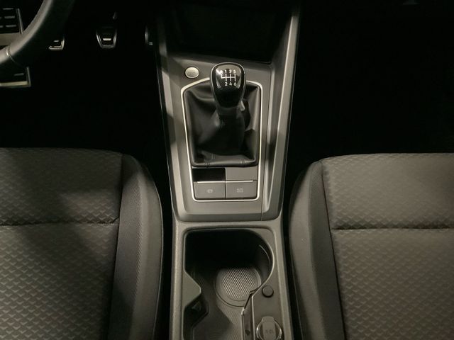 Golf United 1,0  TSI 81 kW  LED, SHZ, Navi, ACC