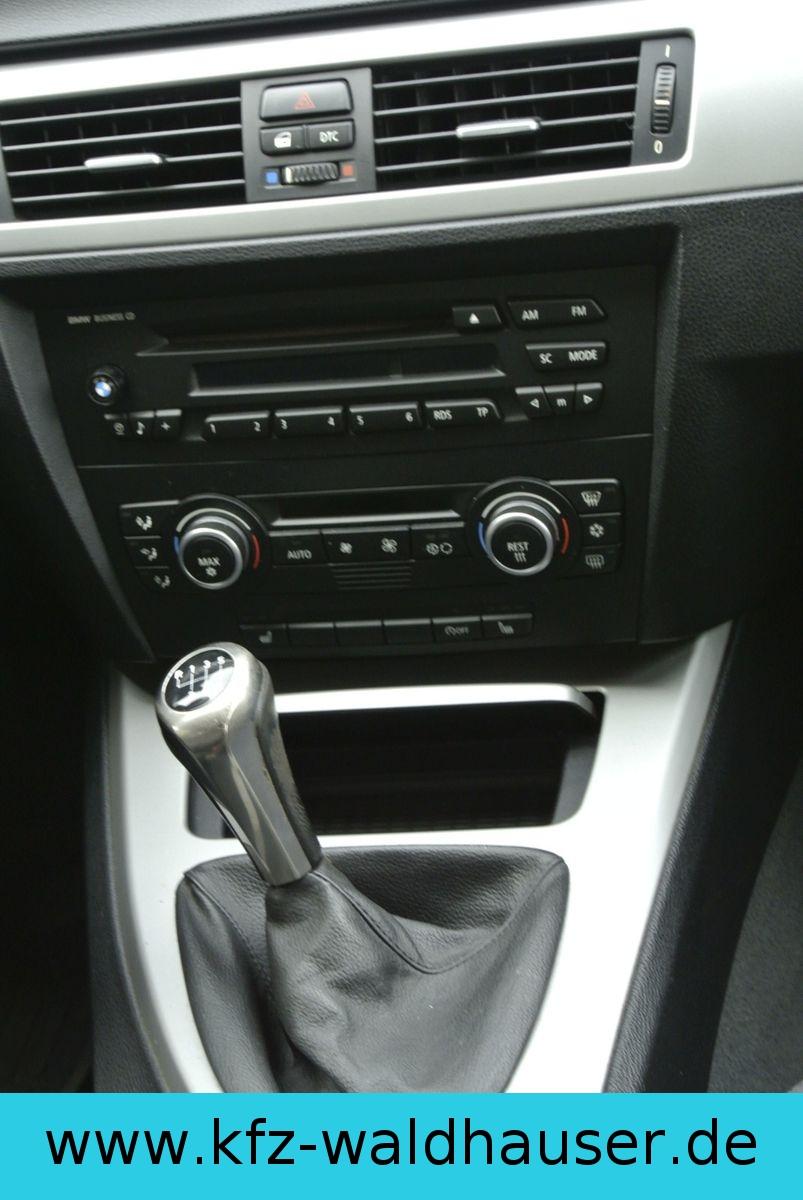 BMW 318 2008 — photo 21