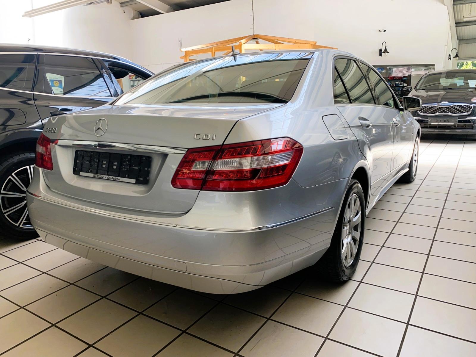 Mercedes-Benz E 250 CDI ELEGANCE BE mit AHK/Standheizung/SHD