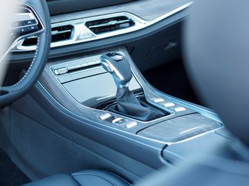 Bild 14 DFSK Fengon 600 Panodach Kamera LED CarPlay