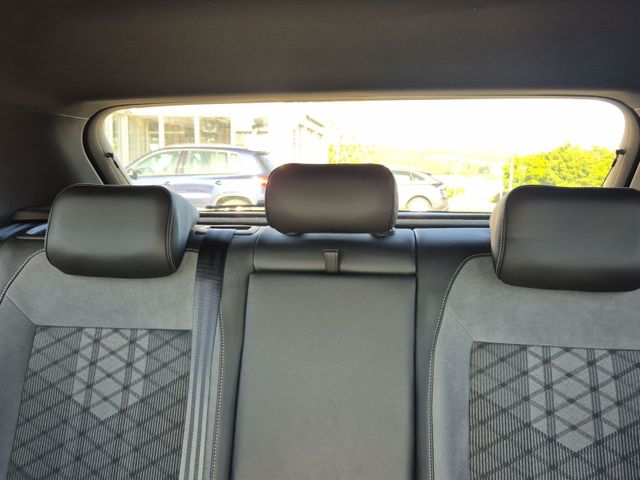 T-Roc R-Line 1.5 TSI,IQ.LIGHT,IQ.DRIVE,5J-G.