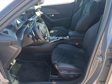 Peugeot 2008 GT 1.2 PureTech 130 360+AHK+Kam.+KeyLess+SD