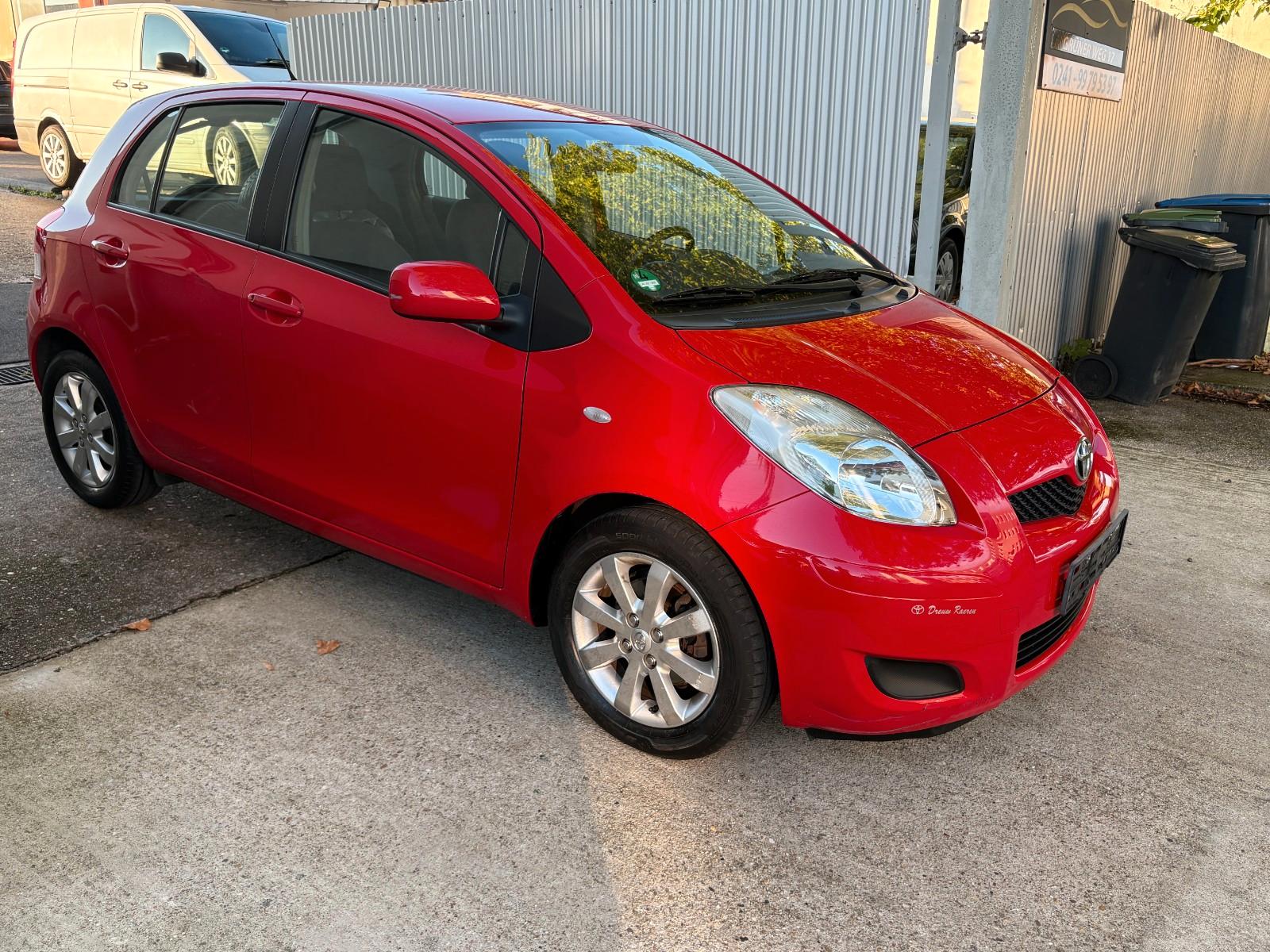 Toyota Yaris Life TÜV NEU