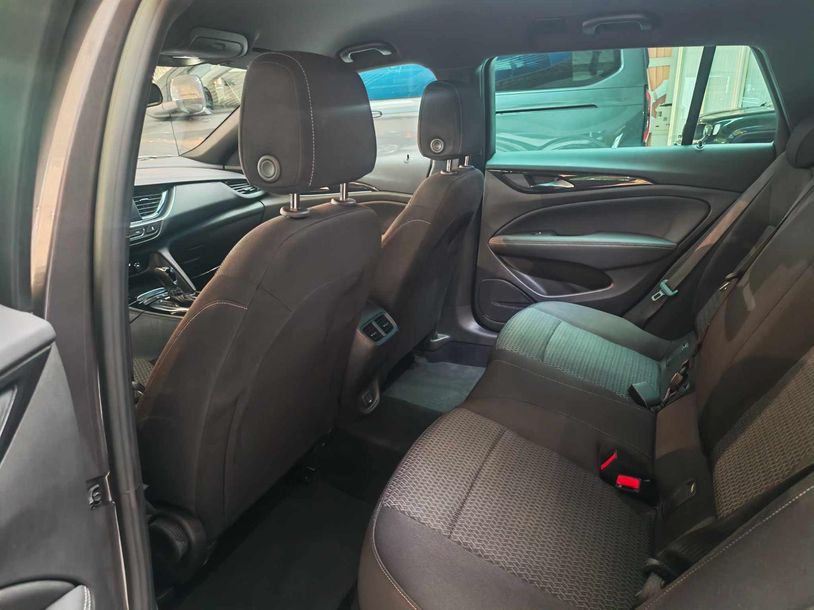Opel Insignia Sports Tourer AUTOMATIK LED KAMERA NAVi
