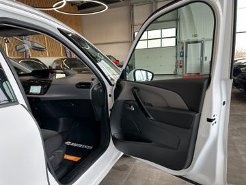 MYAUTOCENTER – Gebraucht- und Jahreswagen mit Werkstattservice in Pfaffenhofen Citroën Grand C4 Picasso Aut. *NAVI*KAMERA*PDC*SHZ*LED*