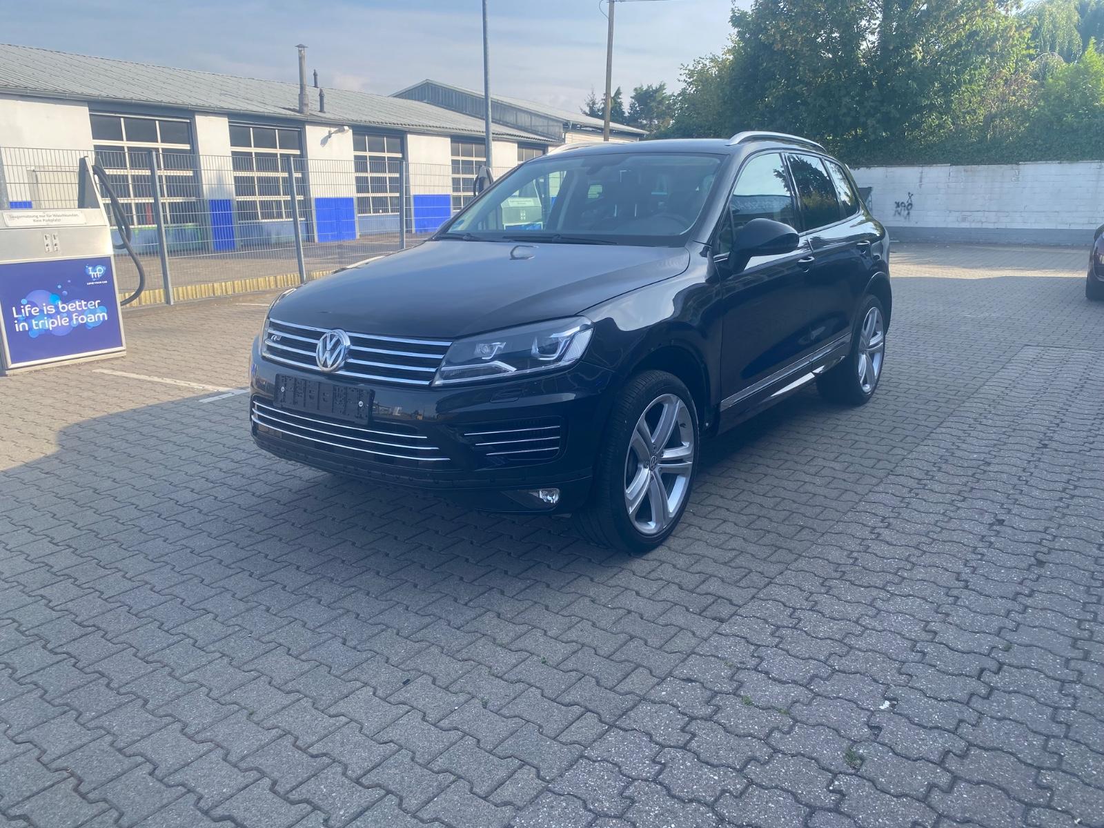 Volkswagen Touareg V6 TDI R-LINE starrt -Stopp Tech 4Mot
