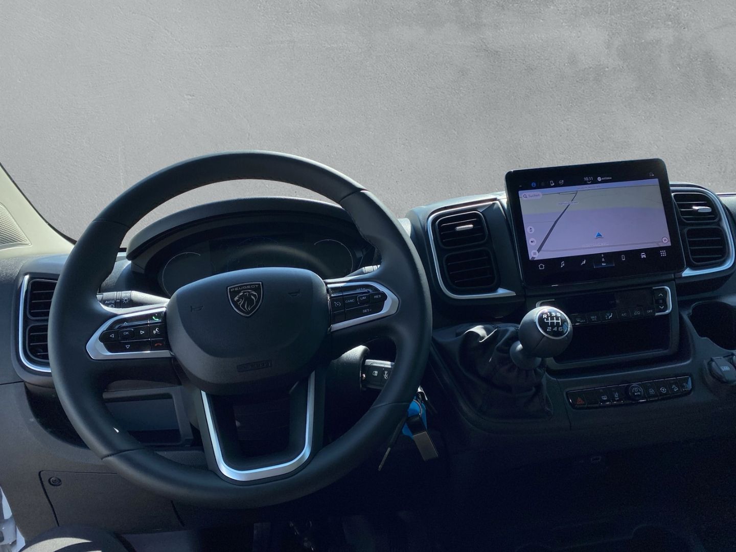 Fahrzeugabbildung Peugeot Boxer Kasten Hochraum 335 L3H2 BlueHDi 140 2.2 B