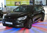 Ford Focus Turnier ST-Line*LEDER*NAVI*LED*KAMERA*ALU* - Ford Focus in Bonn