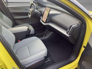 Volvo EX30 Plus AWD Performance Pure Electric