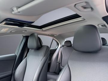 2023 Mercedes-BENZ C 220 — миниатюра 22