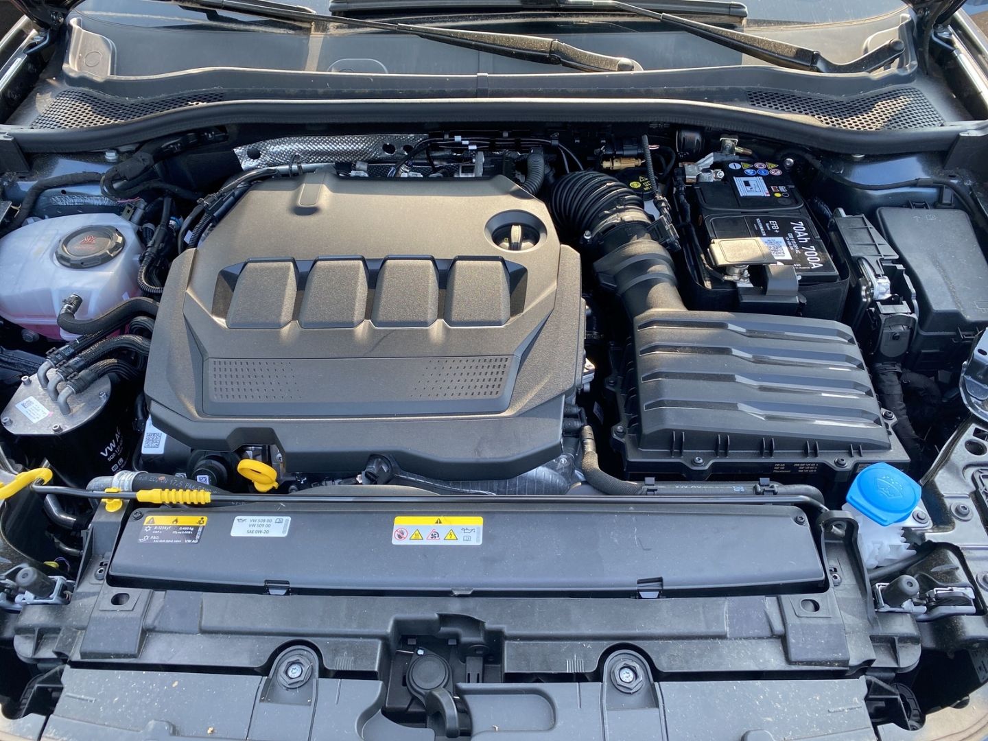 Fahrzeugabbildung SEAT Leon Sportstourer FR 2.0 TDI EU6d *Navi *digital