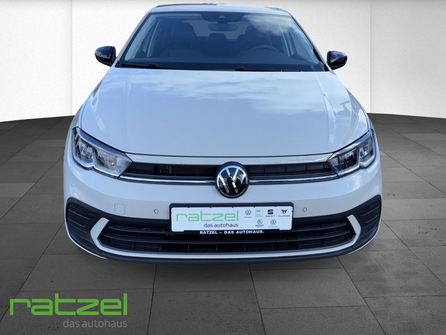 Fahrzeugabbildung Volkswagen Polo ENERGY 1.0 TSI NAVI+Kamera+Allwetter+LED