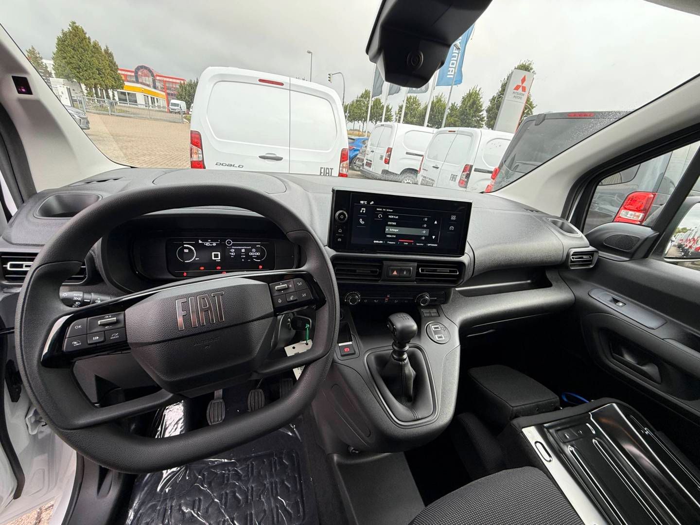 Fahrzeugabbildung Fiat Doblo XL