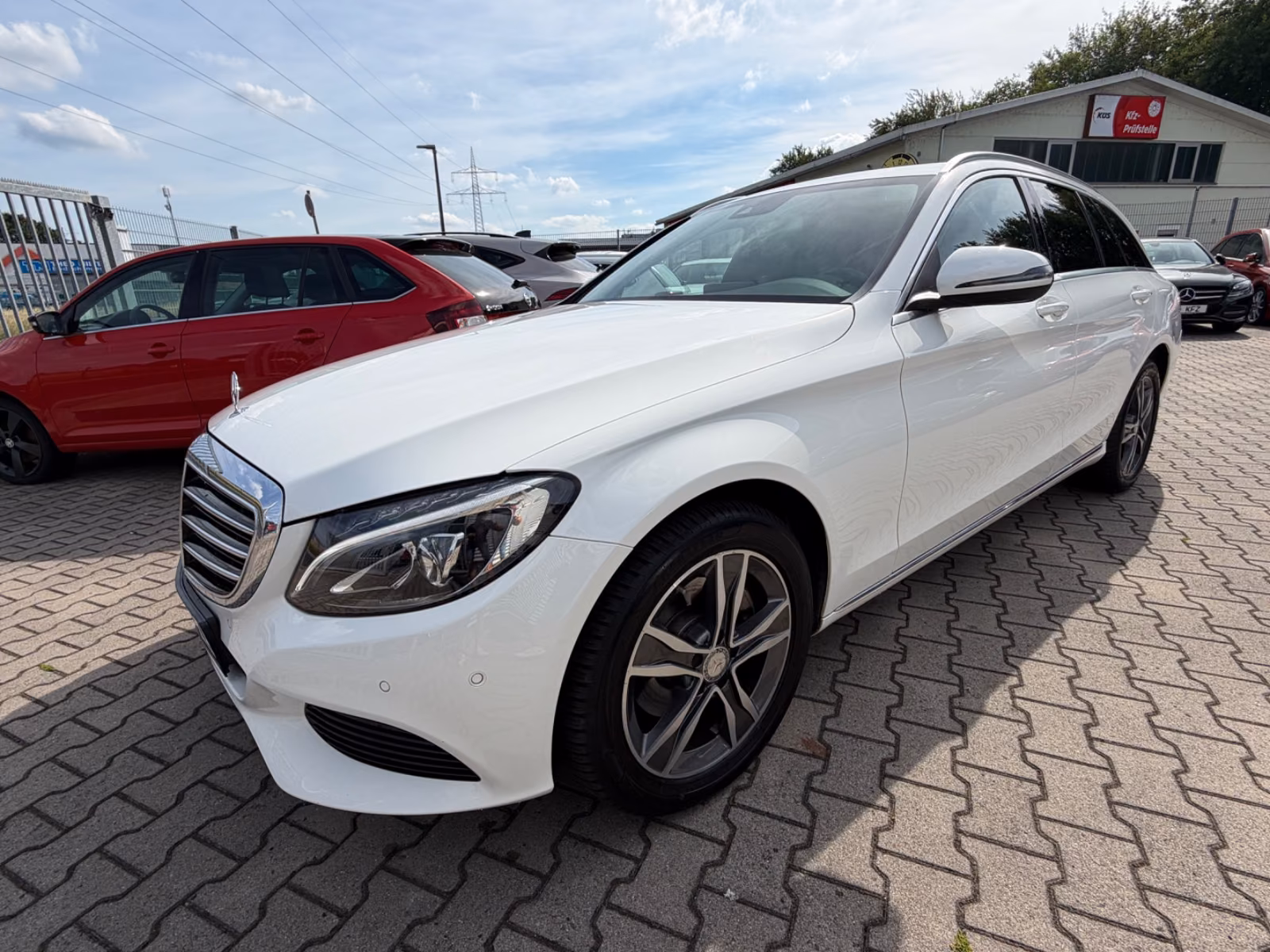 Mercedes-Benz C 200 T 4Matic LEDER LED KLIMA SHZ ALU´S