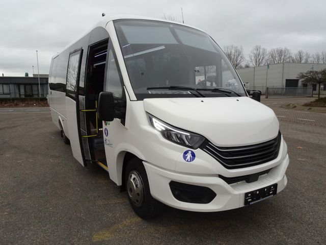 Iveco Rosero First 31 Sitze euro 6 auf Lager