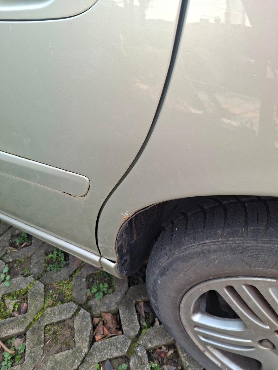 Volvo V70 2006 — photo 13