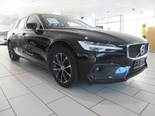 Fahrzeugabbildung Volvo V60 Momentum D3 NAVI/LED/LEDER/SHZ/LHZ/PDC+CAM