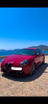 Alfa Romeo Giulietta 1.6 JTD  - Alfa Romeo Giulietta: 1.6