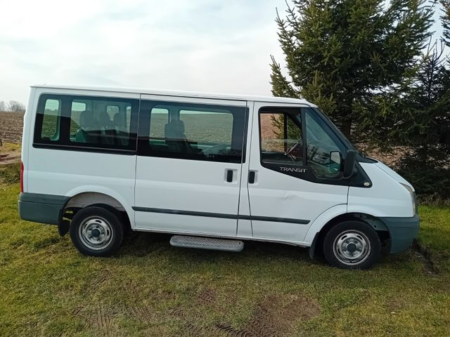 Ford Transit PKW 9Sitze erst 90tkm Tüv Neu