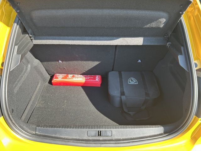 Peugeot 208 e- Elektromotor 136 e- Active Pack LED+Navi