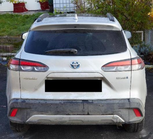 Toyota Corolla Cross 2.0-l-VVT-i Hybrid Allrad PanoDach