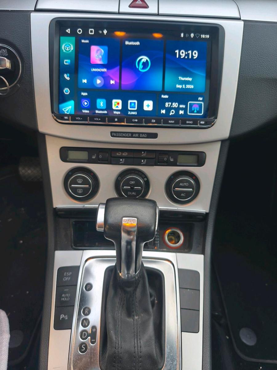 Volkswagen Passat 2009 — photo 5