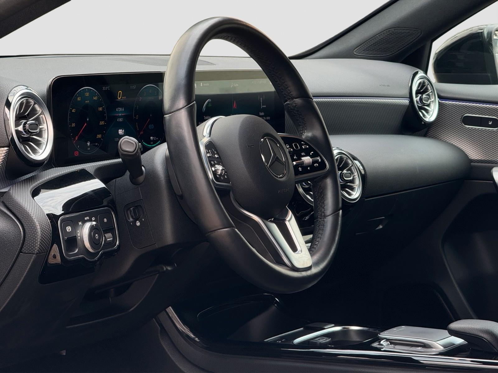 Mercedes-Benz A 250 e Progressive Night MultiBeam|Wide|DISTR.