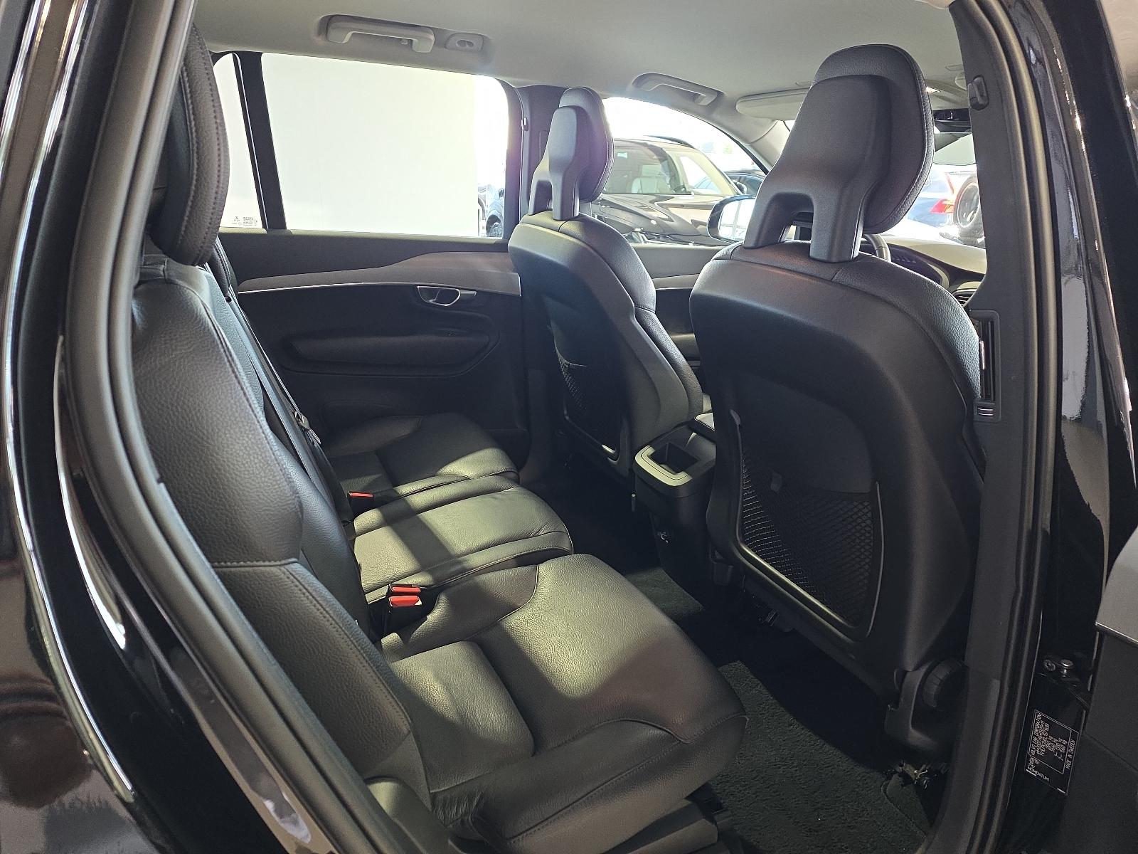Volvo XC90 B5 (D) Momentum Pro AWD ACC BLIS Kamera LED