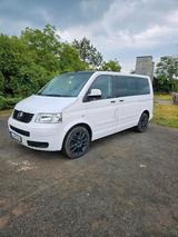 Volkswagen VW T5 Multivan 2,5 TDI - VW T5 Multivan in Leipzig