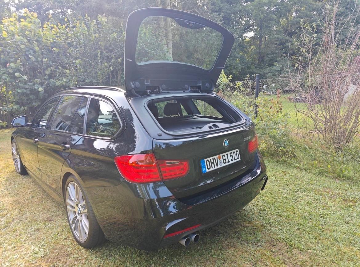 BMW 328i Touring -