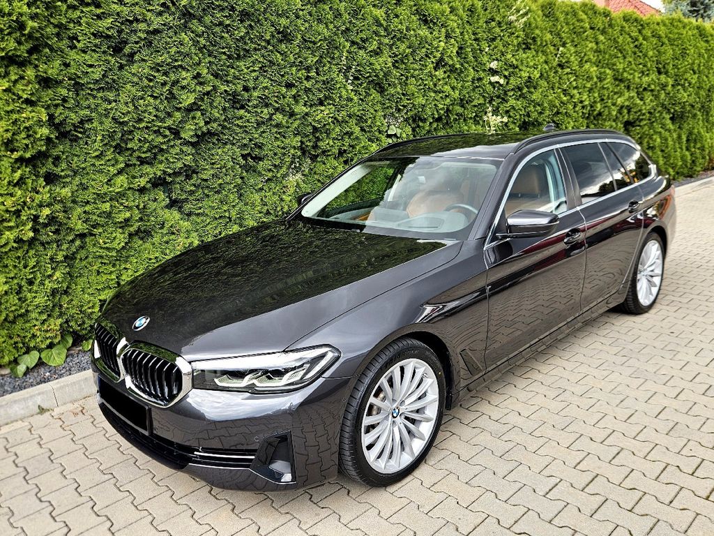 Image of BMW 530