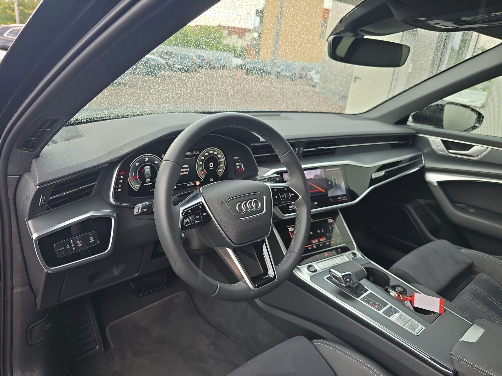 Fahrzeugabbildung Audi A6 Avant 50 TDI qu S line MATRIX ASSIS+ PANO AHK