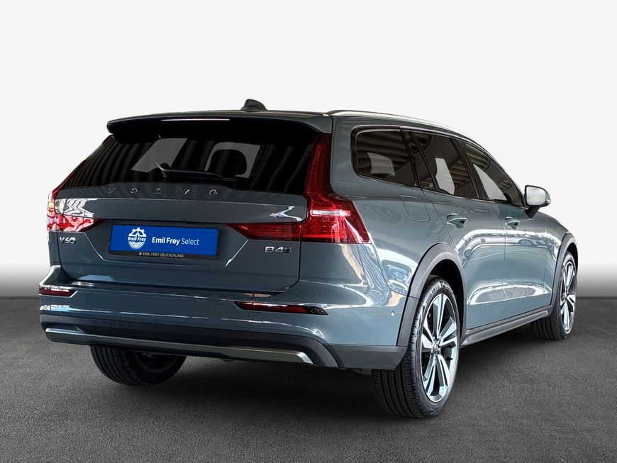 Volvo V60 Cross Country — fotografia 2