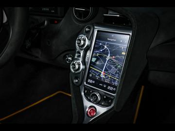 2022 Mclaren 720S — миниатюра 16