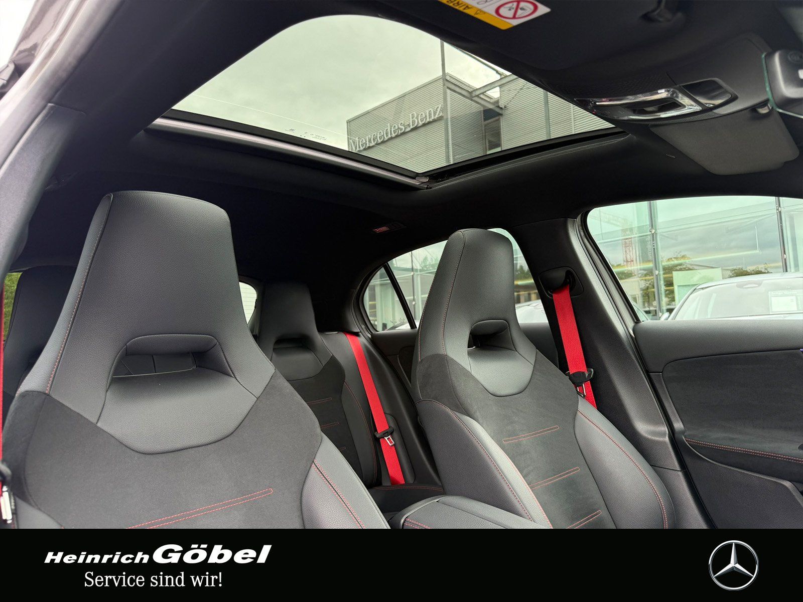 Fahrzeugabbildung Mercedes-Benz AMG A 45 S 4M+ *PANO*BURMESTER*SCHMIEDER.*360°