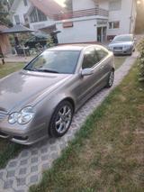 Mercedes-Benz C200 CDI Coupe Avantgarde |A... - Mercedes-Benz C 200 mit Diesel-Antrieb: Coupe