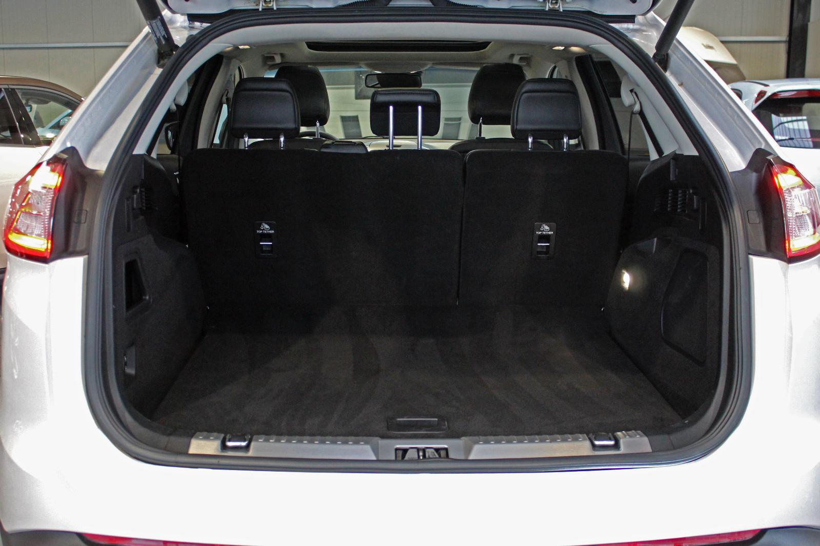 Ford Edge Titanium 4x4(PANO, Business Paket, Leder)
