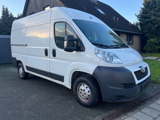 Peugeot Boxer 2,2 HDi nur 132000 km 1.Hd. AHK Tüv 10/26