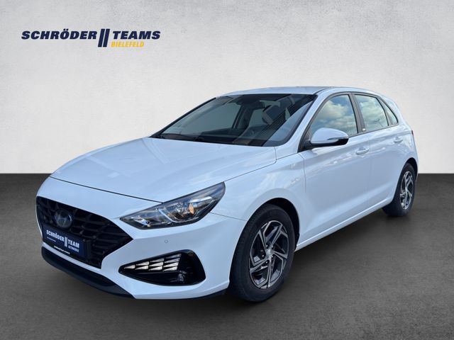 Hyundai i30 1.6 CRDi Trend NAVI/KAMERA/SHZ