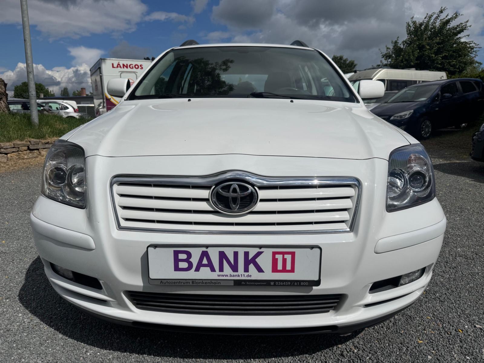 Toyota Avensis 2004 — engine 1.794 cm³, 129 HP (95kW)